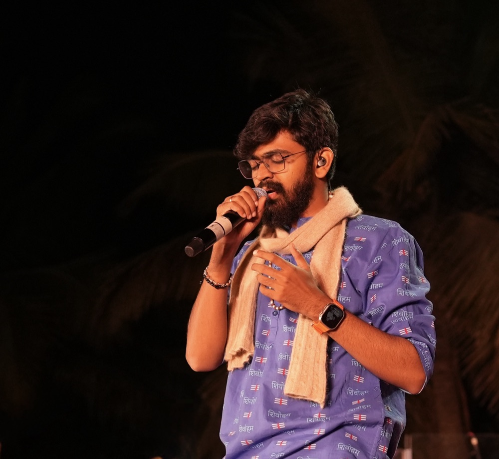 Lead Vocalist